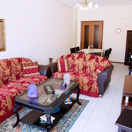 Comfortable House With Warm Hospitality Катеріні Екстер'єр фото