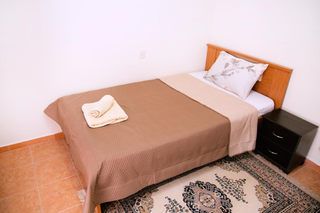 Comfortable House With Warm Hospitality Катеріні Екстер'єр фото