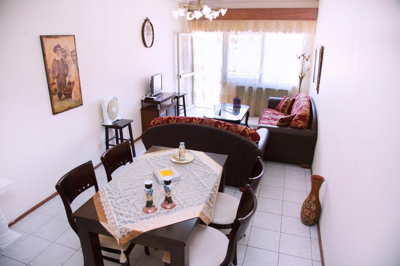 Comfortable House With Warm Hospitality Катеріні Екстер'єр фото